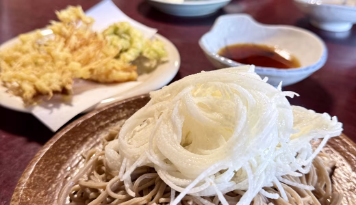 おいちゃんたちと信州山形村で「最後、日本で美味しいお蕎麦」を食べた夫